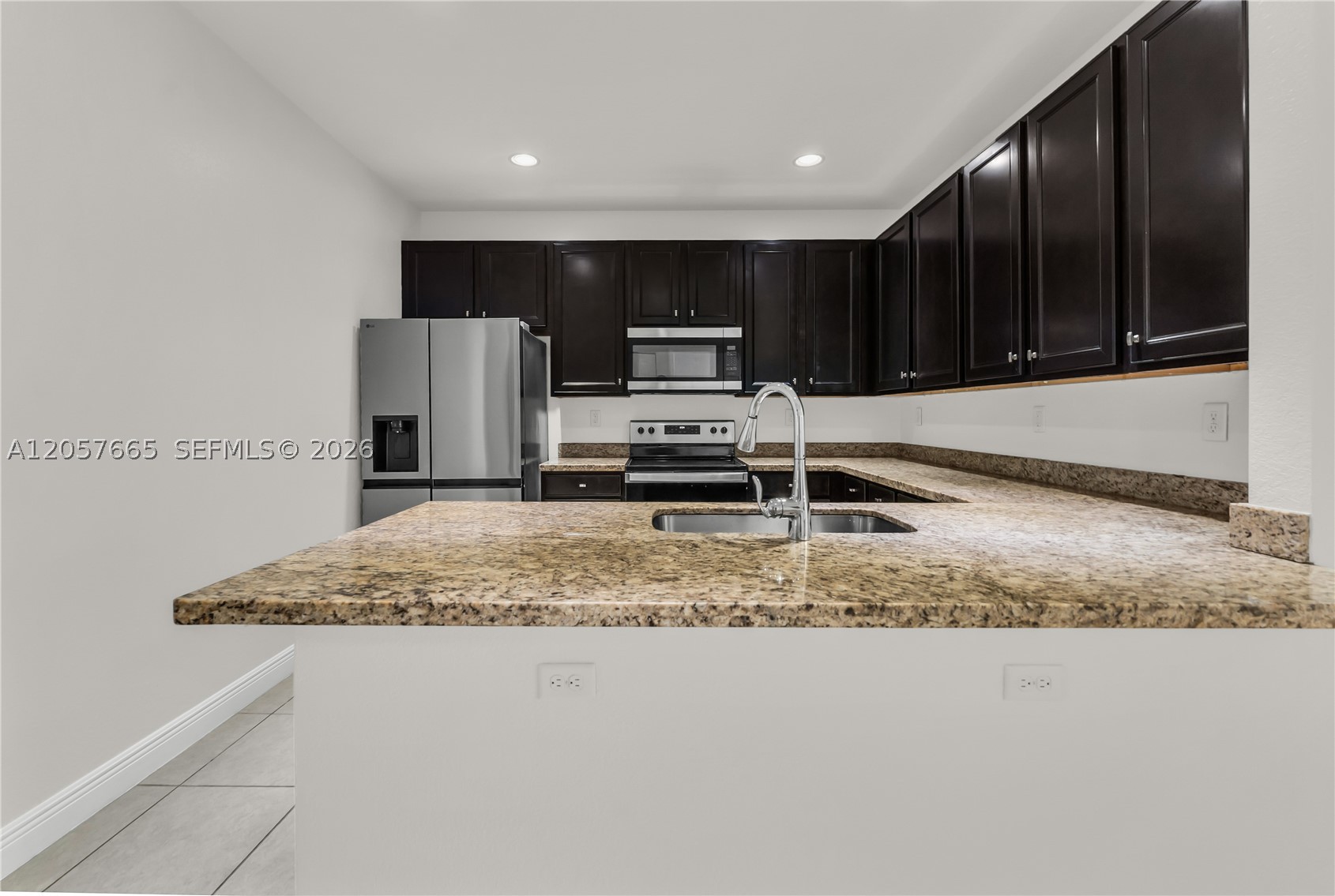 950 SW 147th Ave #2611, Pembroke Pines FL 33027