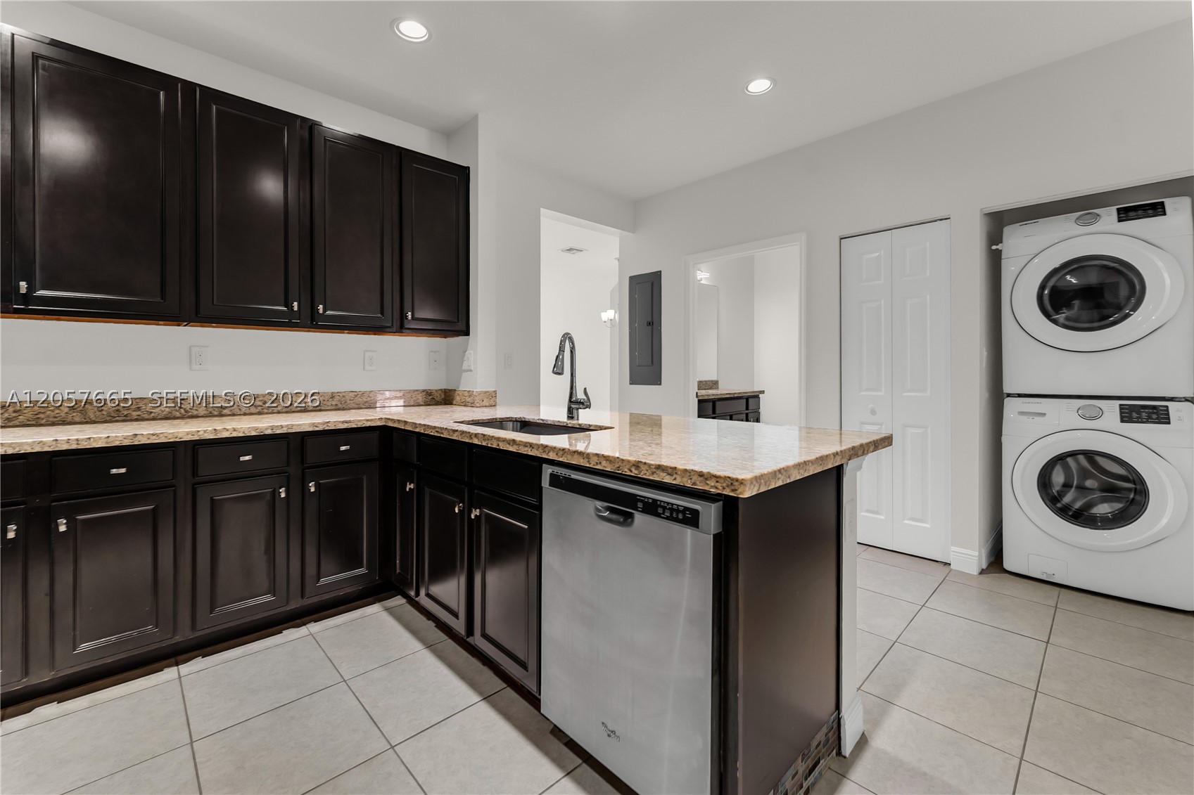 950 SW 147th Ave #2611, Pembroke Pines FL 33027