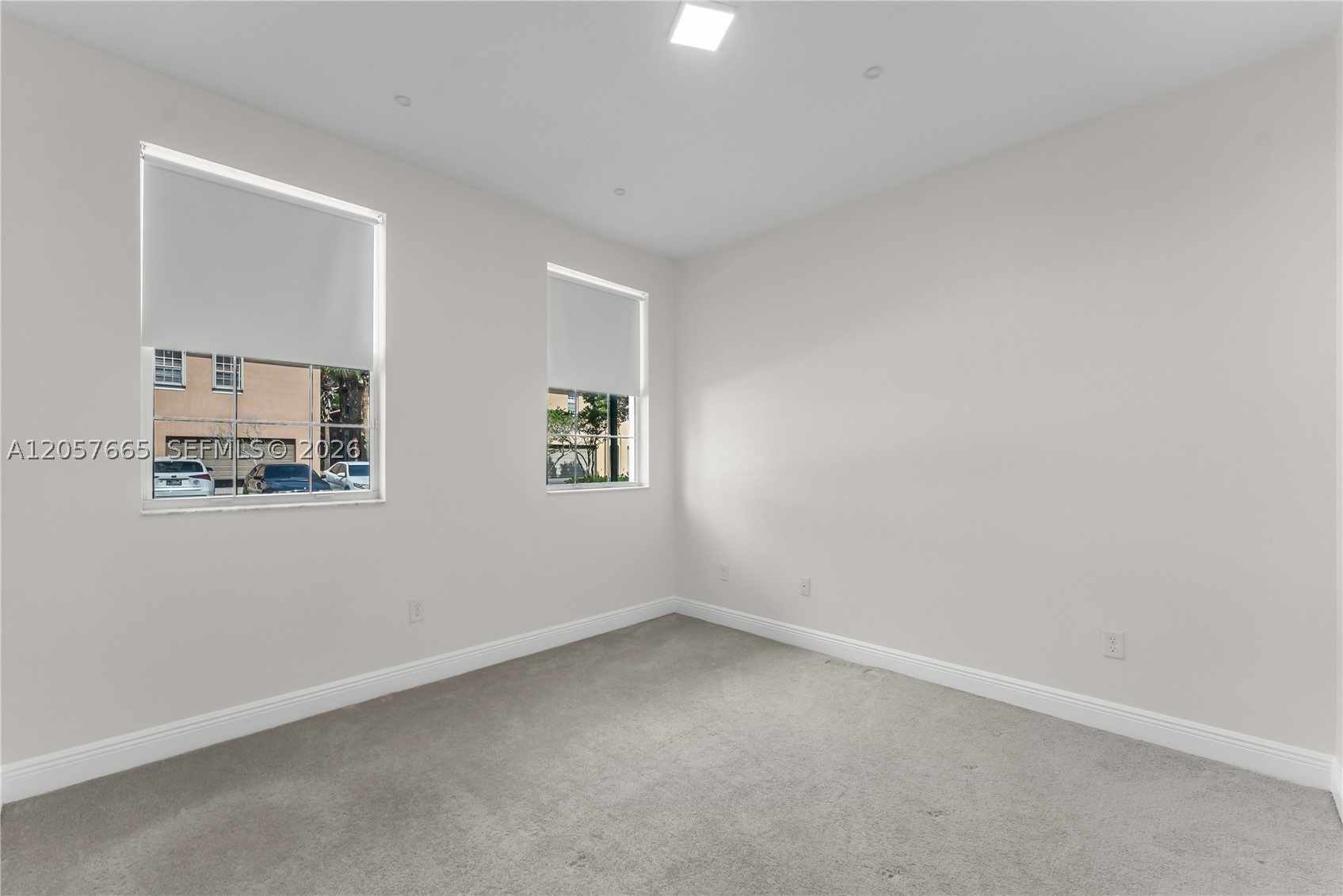 950 SW 147th Ave #2611, Pembroke Pines FL 33027