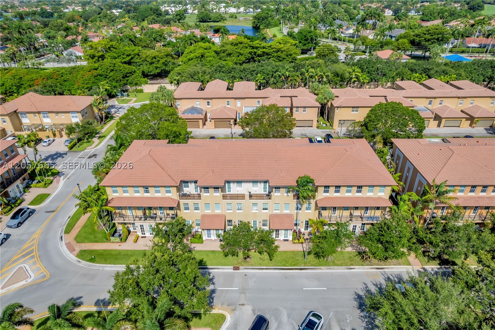 950 SW 147th Ave #2611, Pembroke Pines FL 33027