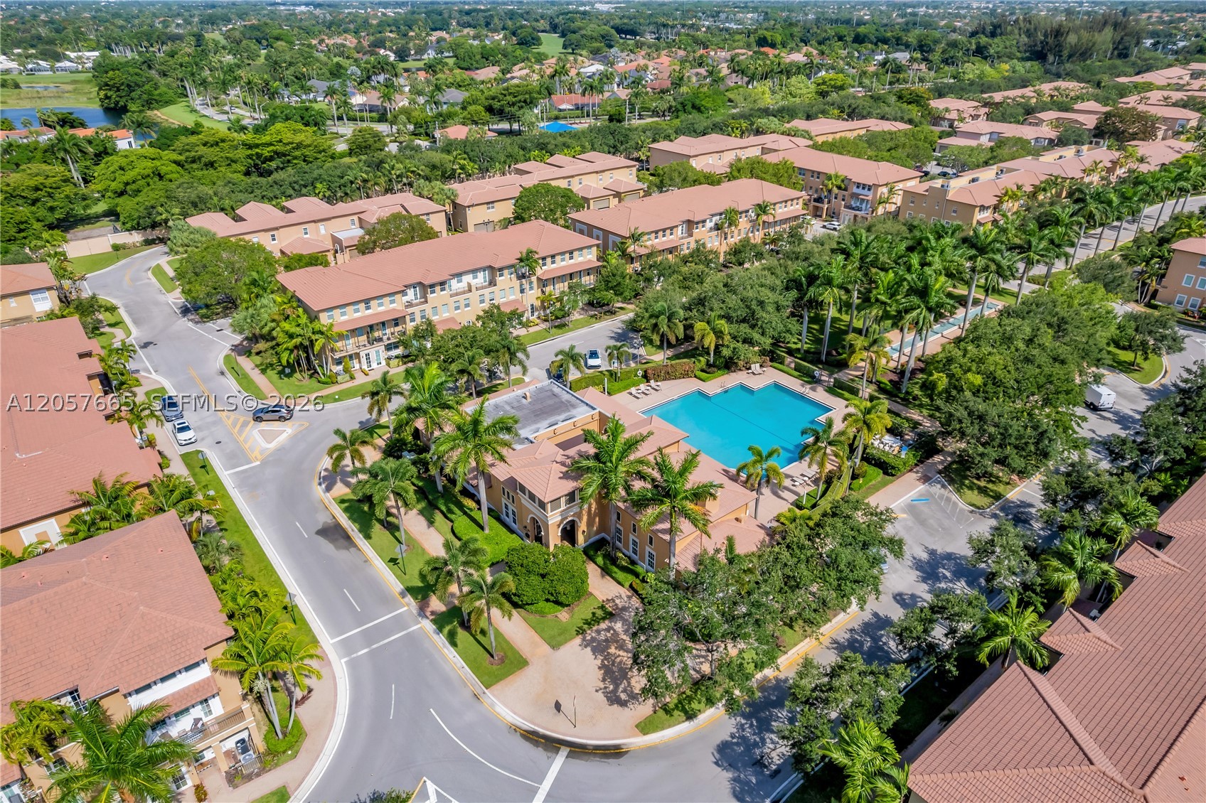 950 SW 147th Ave #2611, Pembroke Pines FL 33027