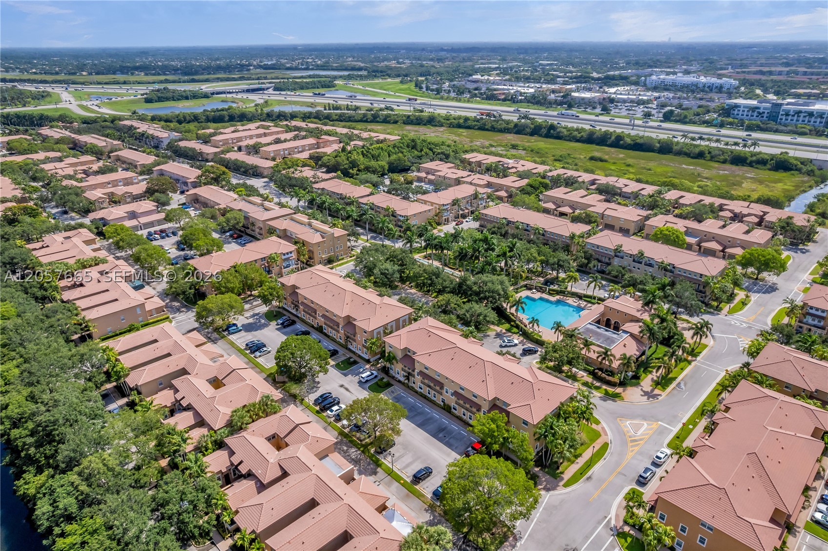 950 SW 147th Ave #2611, Pembroke Pines FL 33027
