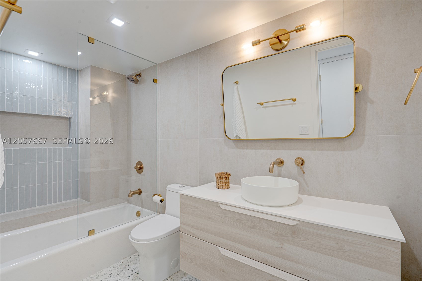 1370 S Ocean Blvd #1505, Pompano Beach FL 33062