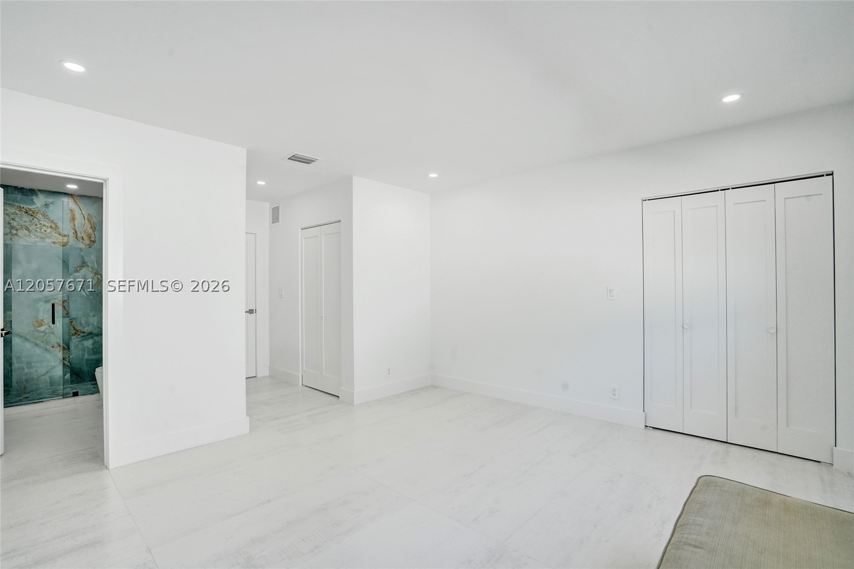 3010 NE 46th Street #0, Fort Lauderdale FL 33308