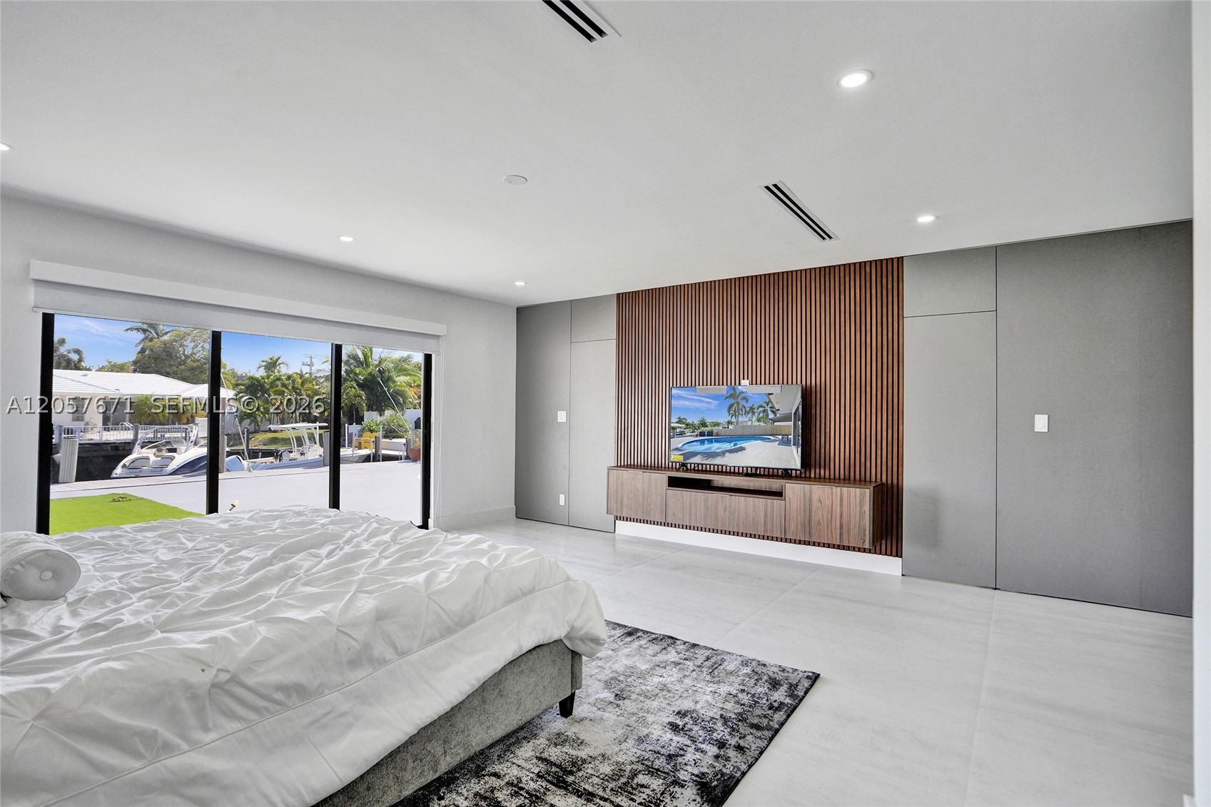 3010 NE 46th Street #0, Fort Lauderdale FL 33308