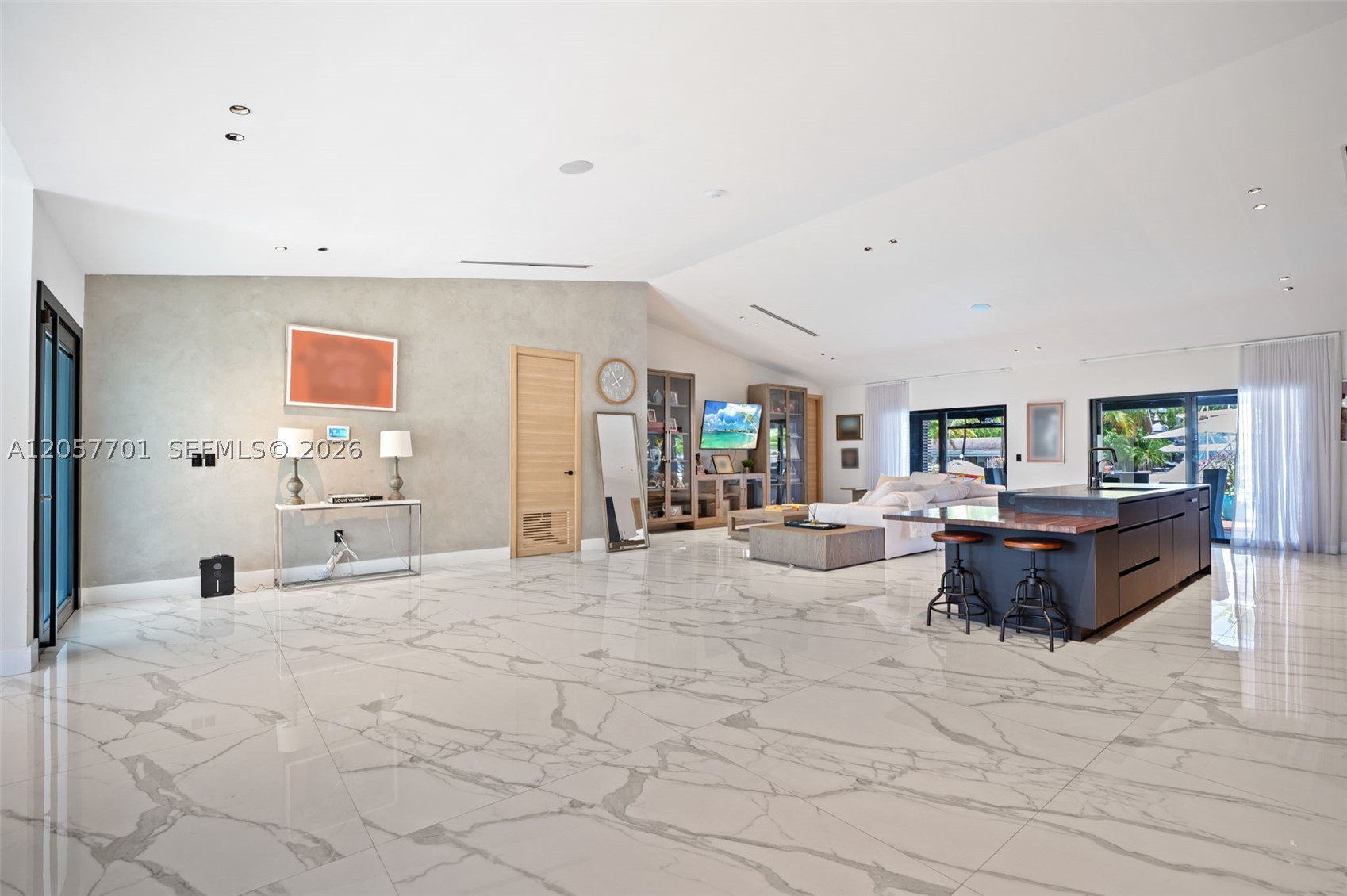 16431 NE 34th Ave, North Miami Beach FL 33160