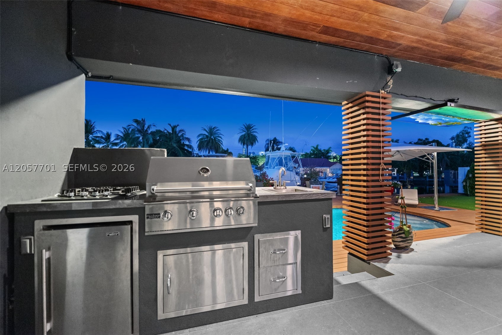 16431 NE 34th Ave, North Miami Beach FL 33160