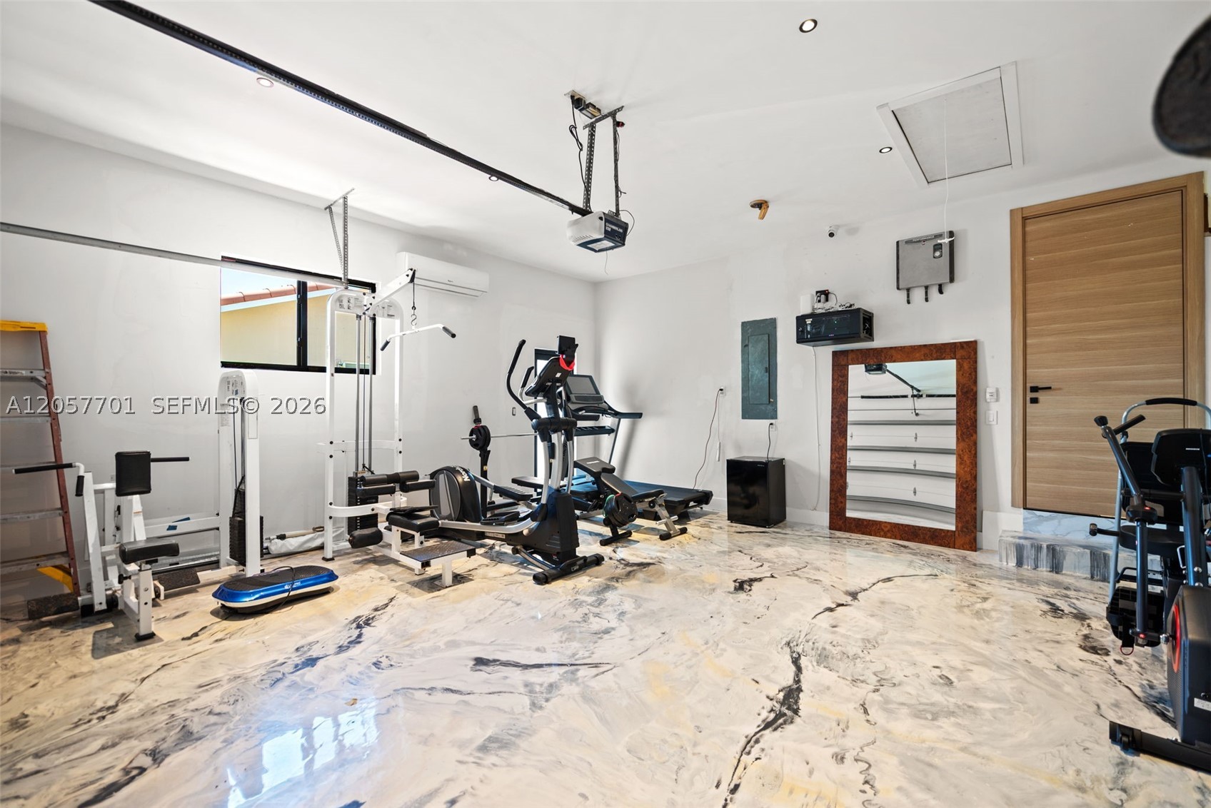 16431 NE 34th Ave, North Miami Beach FL 33160