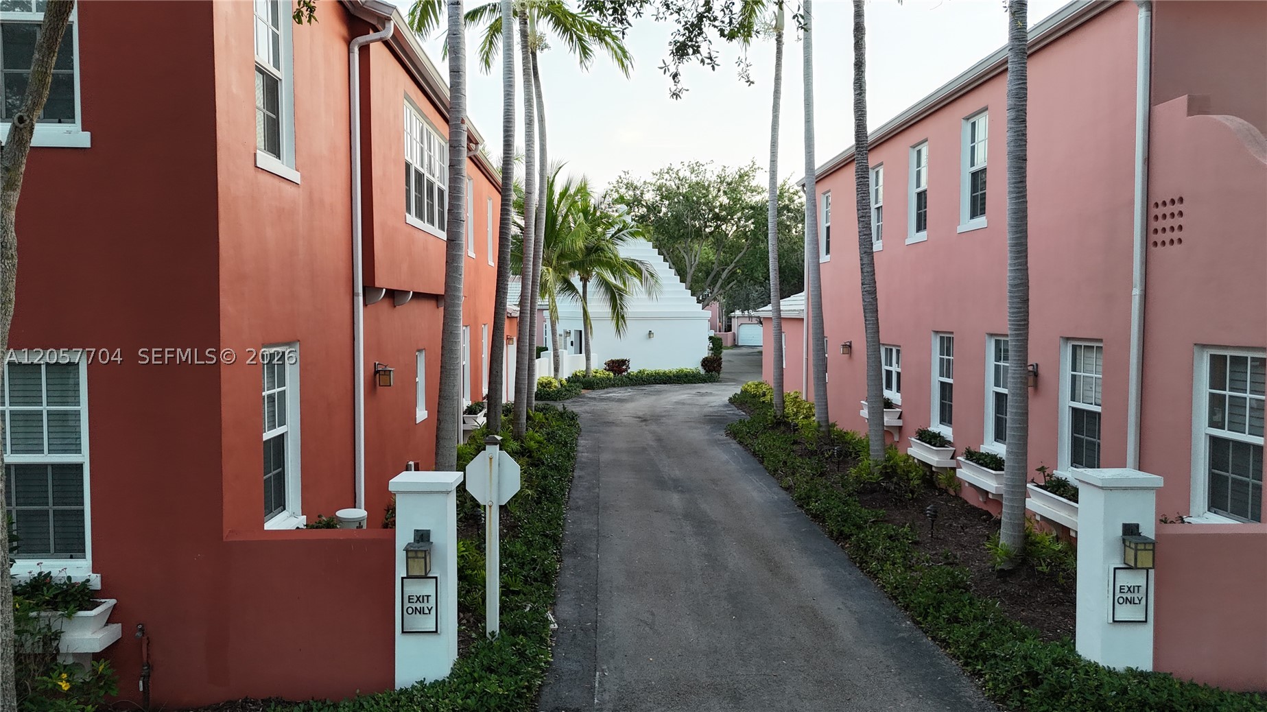 540 Loretto Ave #19, Coral Gables FL 33146