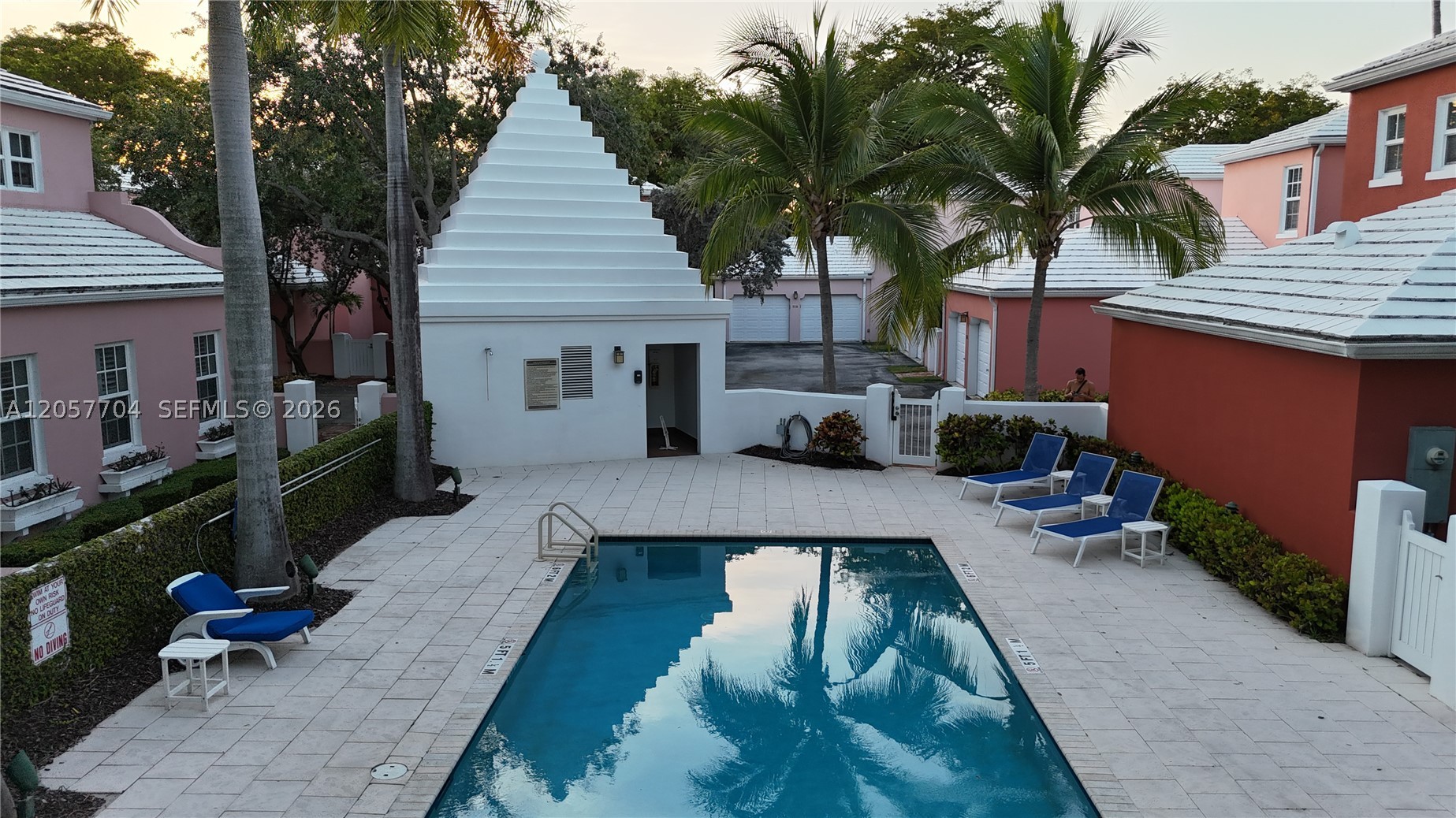 540 Loretto Ave #19, Coral Gables FL 33146
