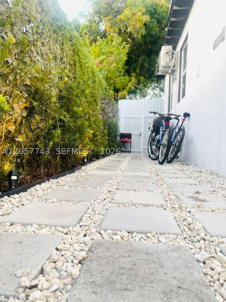 1451 NW 31st St #1, Miami FL 33142