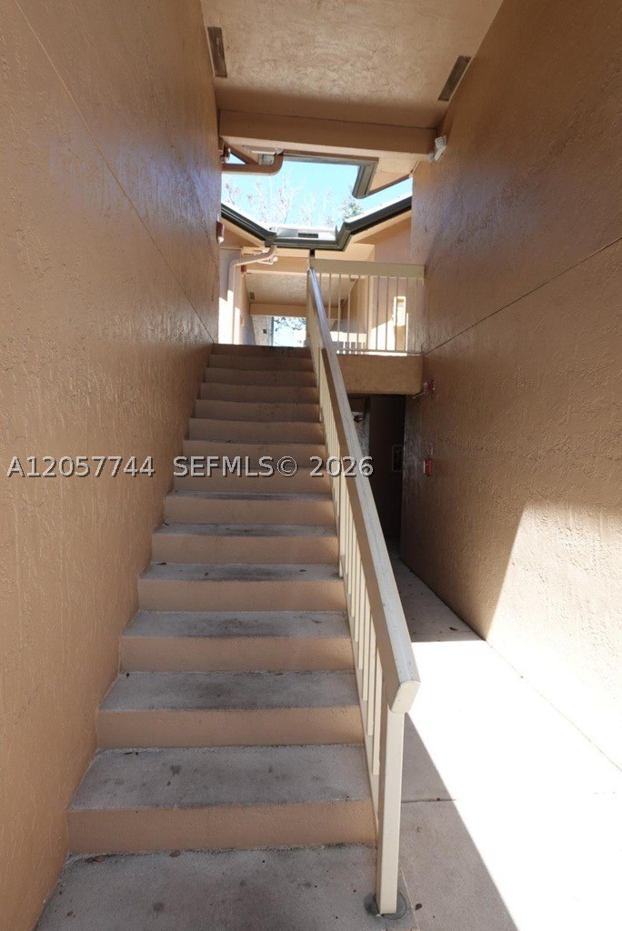 9777 Westview Dr #1121, Coral Springs FL 33076