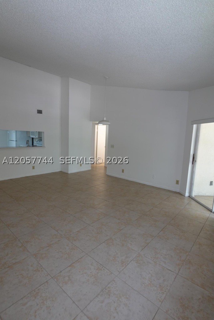 9777 Westview Dr #1121, Coral Springs FL 33076