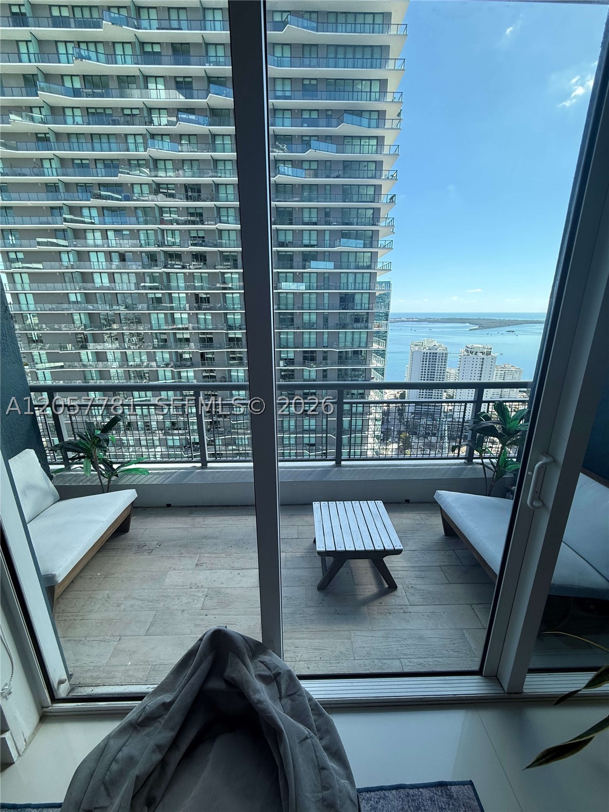 60 SW 13th St #3808, Miami FL 33130