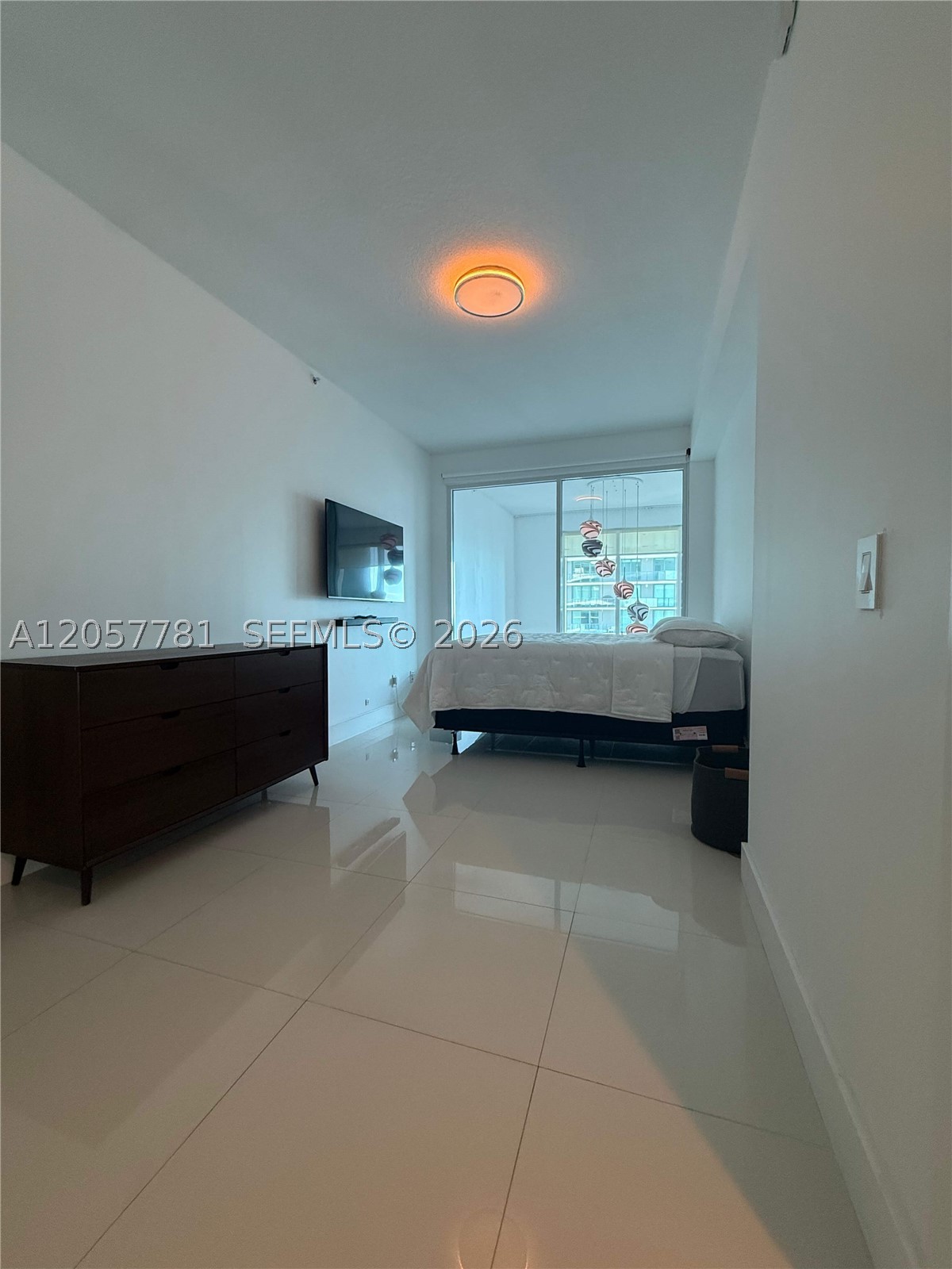 60 SW 13th St #3808, Miami FL 33130