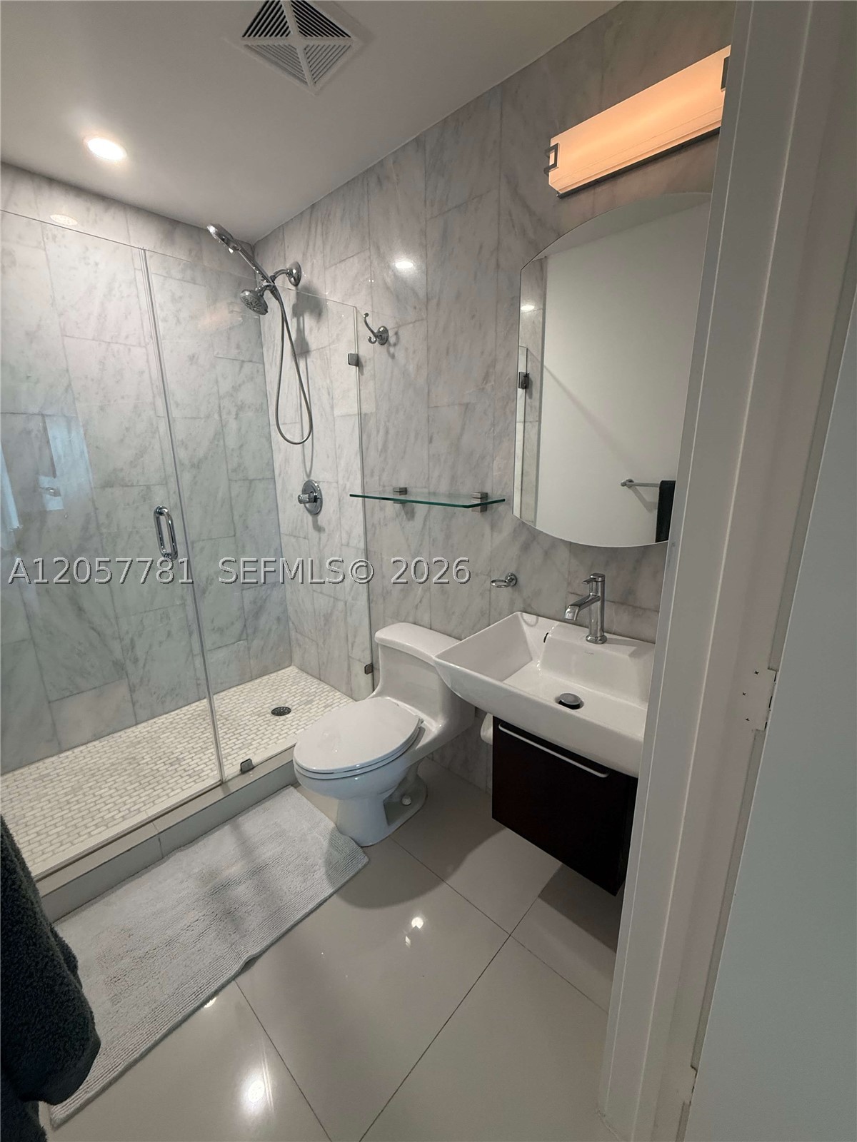 60 SW 13th St #3808, Miami FL 33130