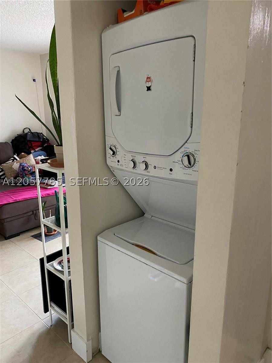 6540 W 27th Ct #56-22, Hialeah FL 33016