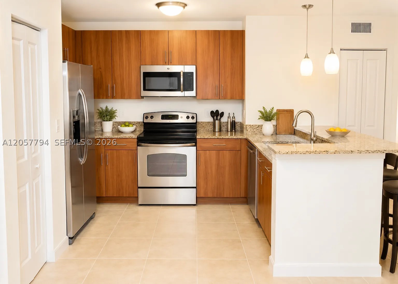 1931 NE 2nd St #405, Deerfield Beach FL 33441