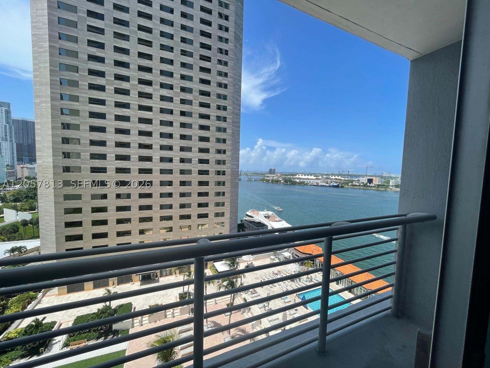 335 S Biscayne Blvd #1606, Miami FL 33131