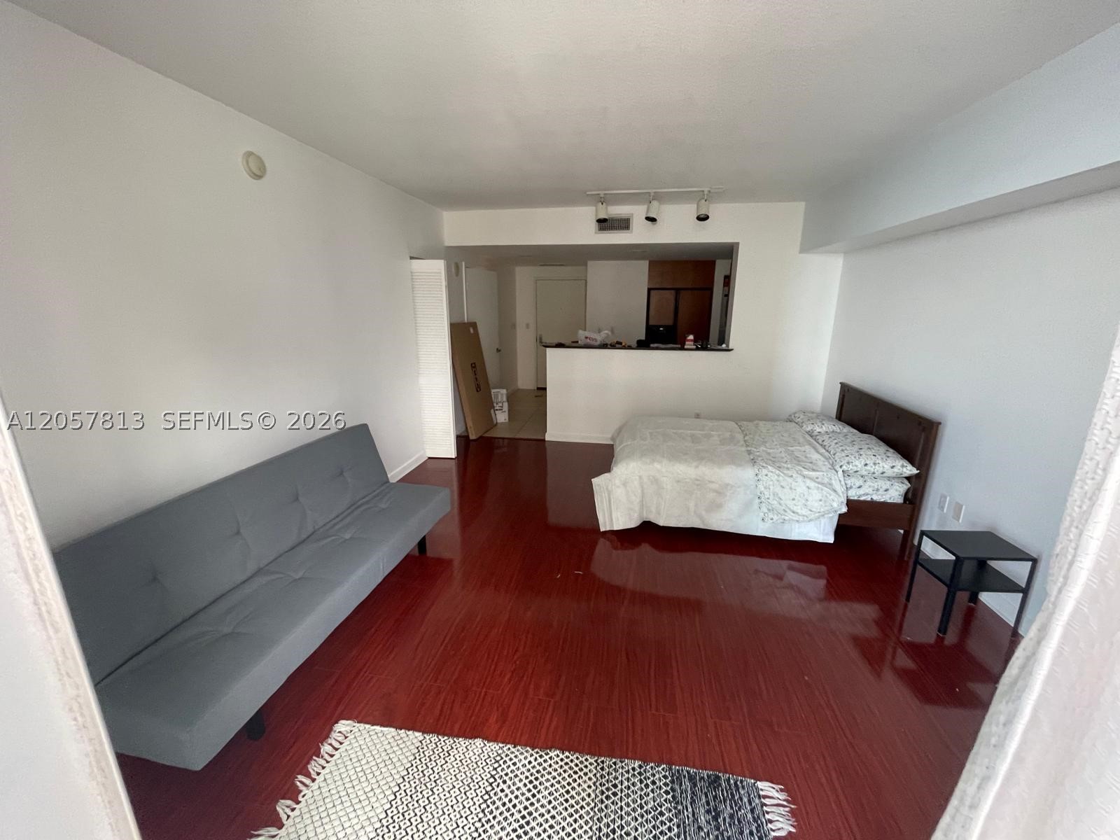 335 S Biscayne Blvd #1606, Miami FL 33131