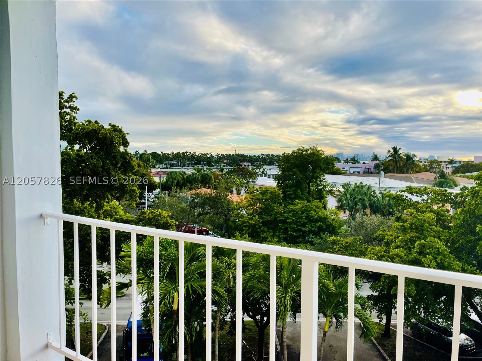 6900 Bay Dr #4A, Miami Beach FL 33141