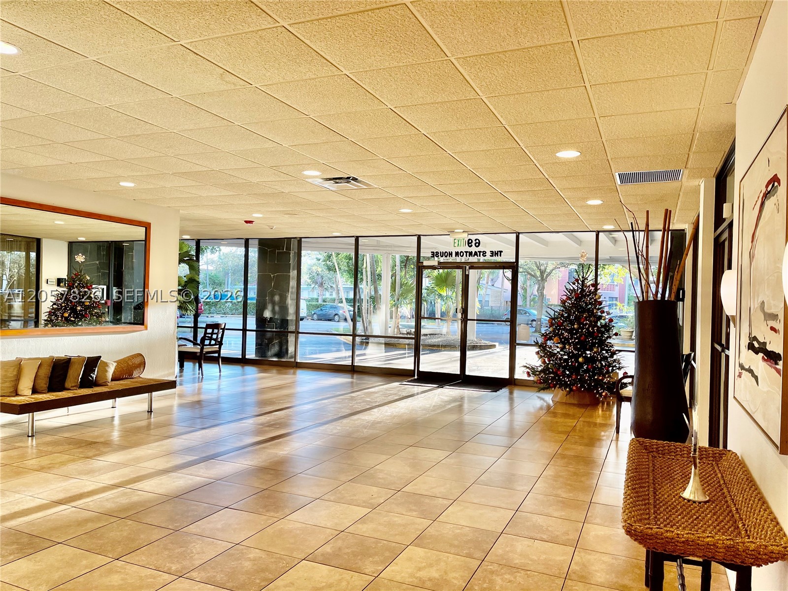 6900 Bay Dr #4A, Miami Beach FL 33141