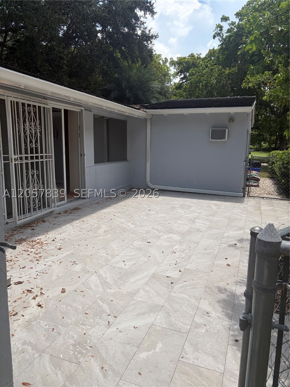 6625 Nervia St, Coral Gables FL 33146