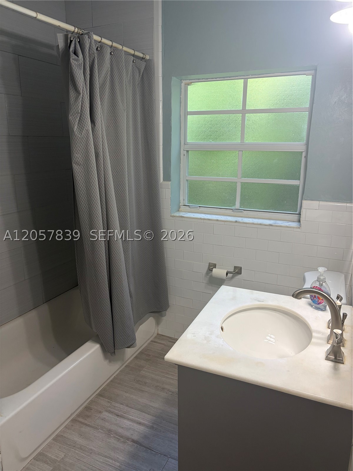 6625 Nervia St, Coral Gables FL 33146