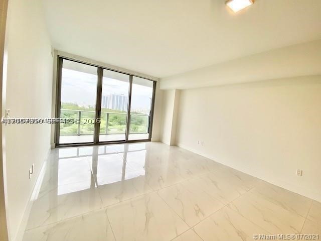 16385 Biscayne Blvd #702, North Miami Beach FL 33160