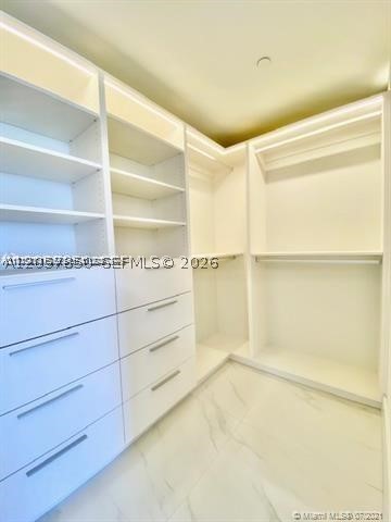 16385 Biscayne Blvd #702, North Miami Beach FL 33160