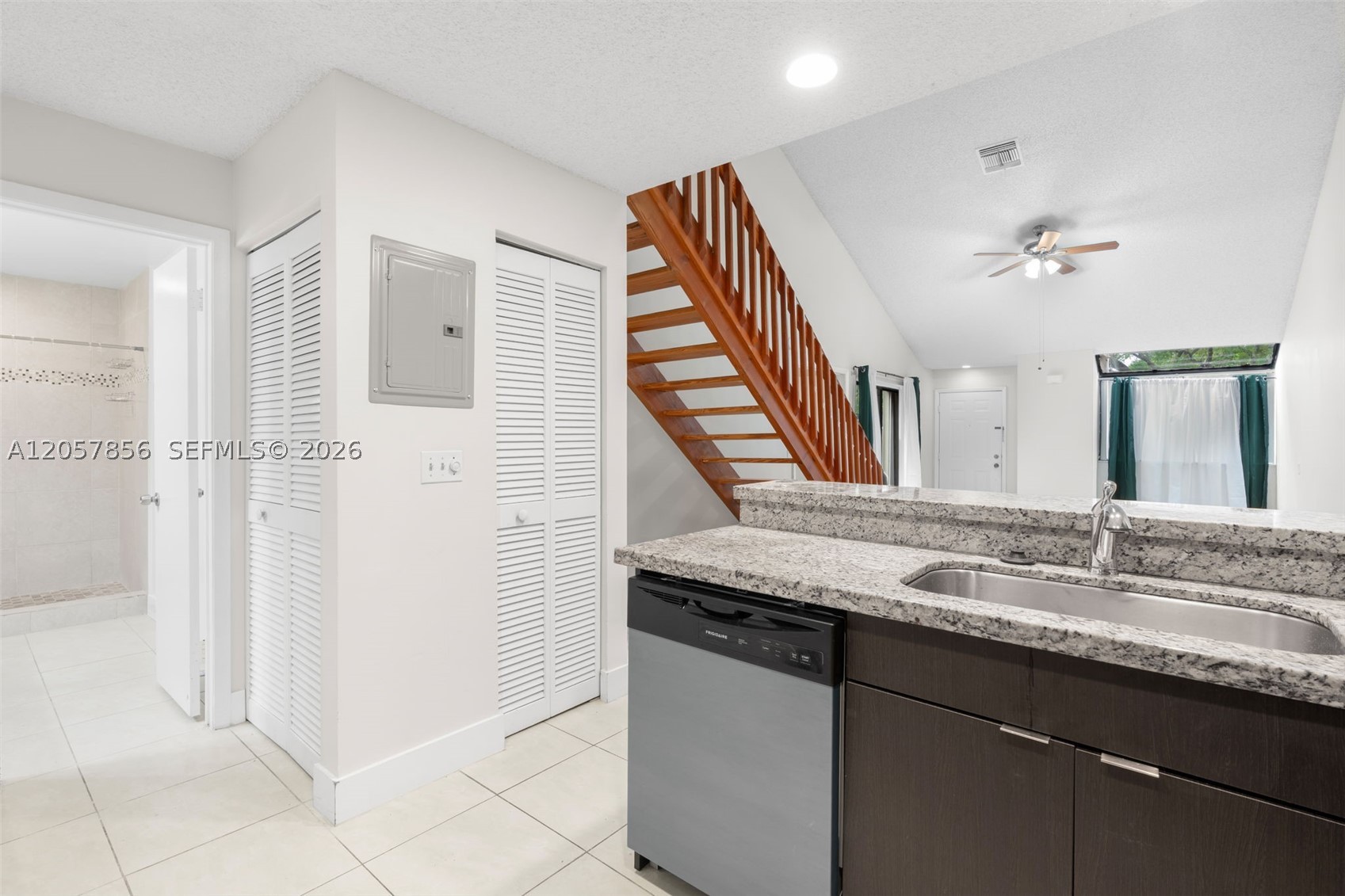 7144 Sportsmans Dr #7144, North Lauderdale FL 33068