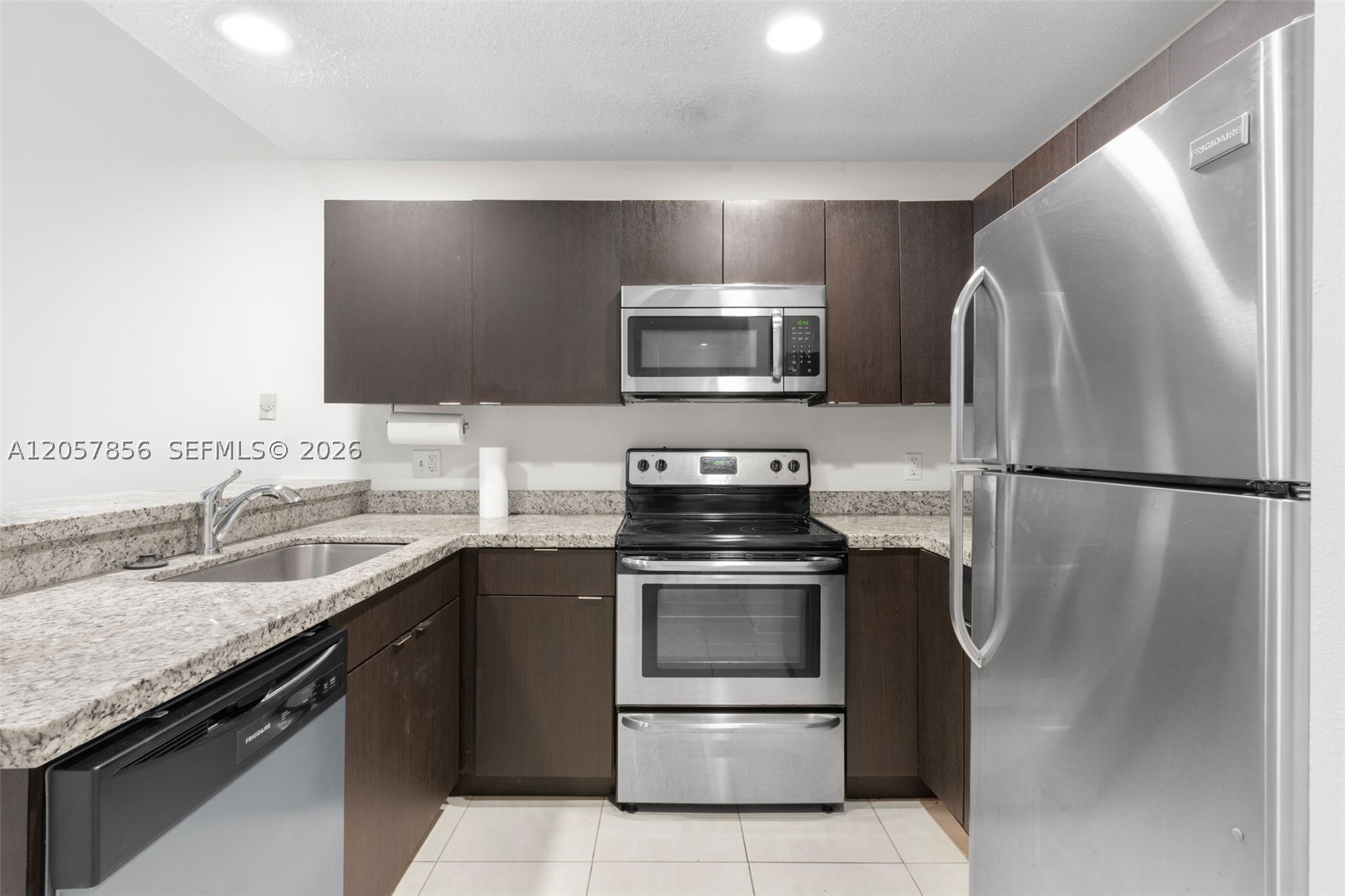 7144 Sportsmans Dr #7144, North Lauderdale FL 33068