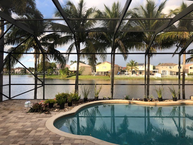 19331 NW 8th St, Pembroke Pines FL 33029