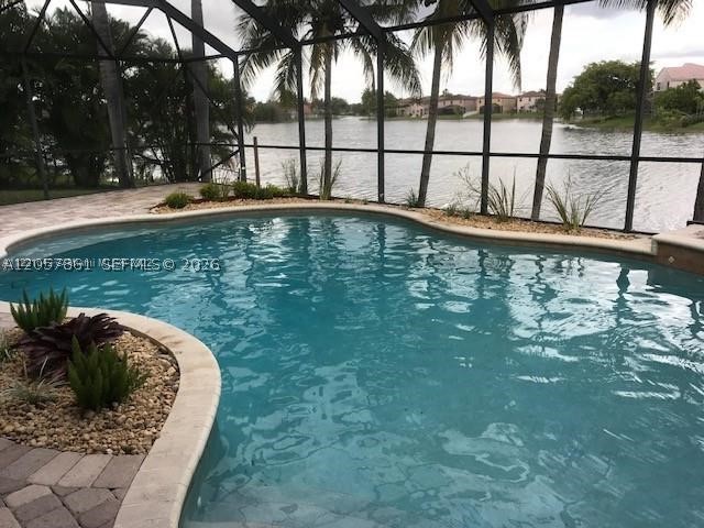 19331 NW 8th St, Pembroke Pines FL 33029