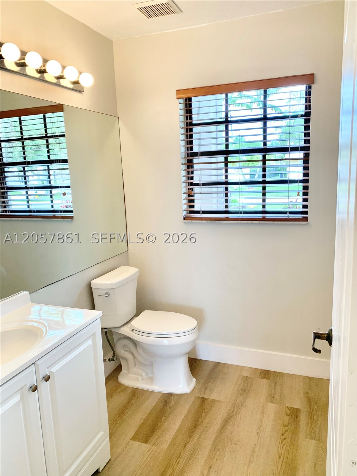 19331 NW 8th St, Pembroke Pines FL 33029