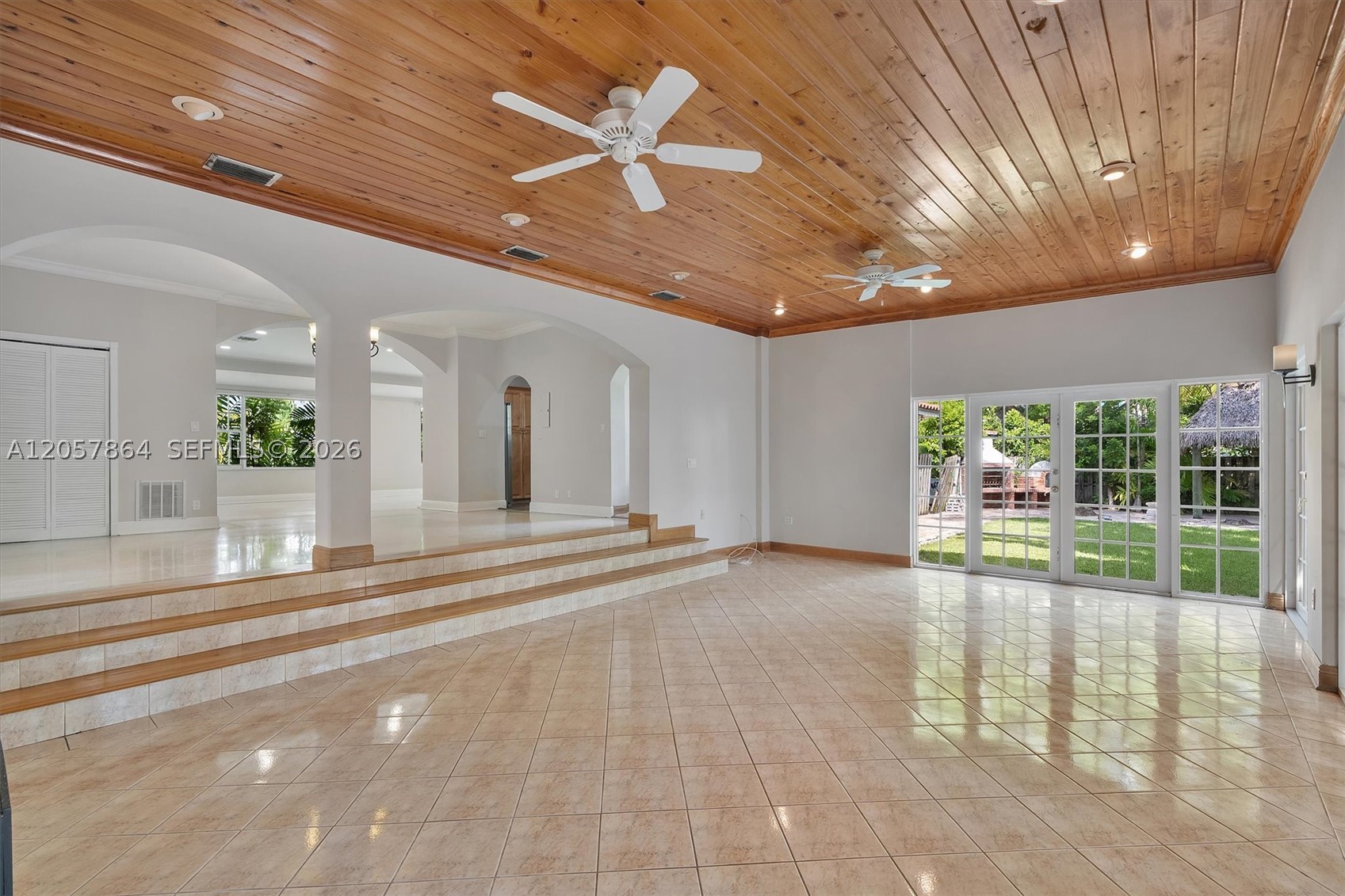 4445 N Michigan Ave, Miami Beach FL 33140
