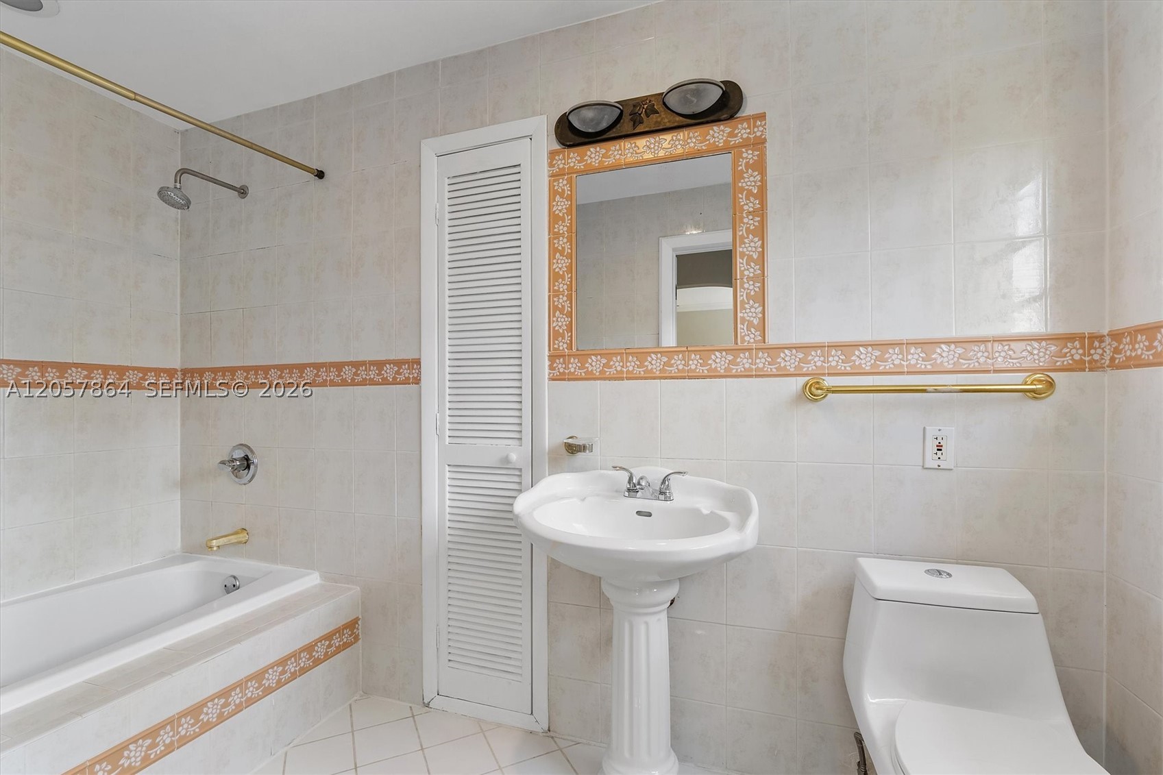4445 N Michigan Ave, Miami Beach FL 33140