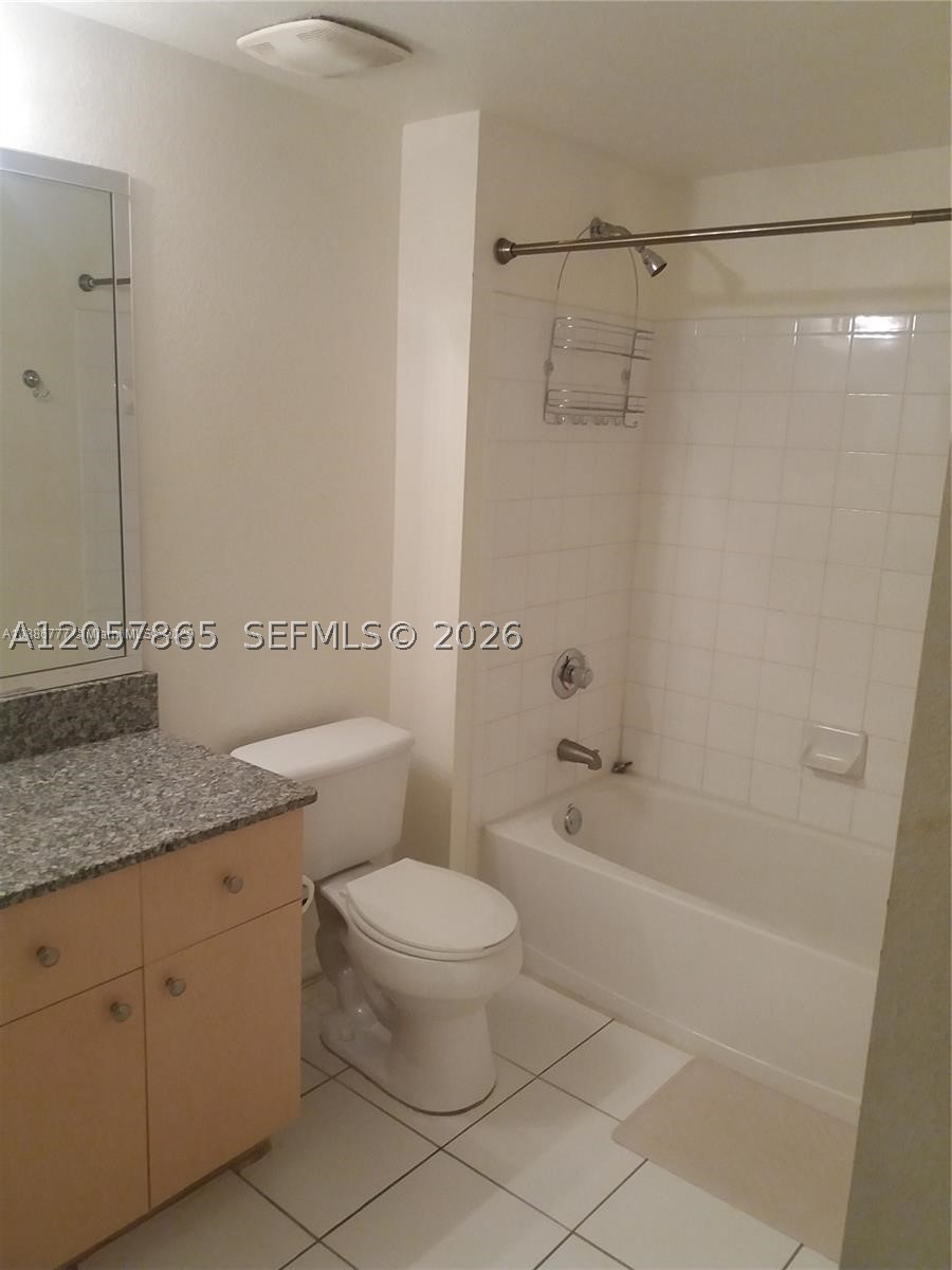 2589 Centergate Dr #202, Miramar FL 33025