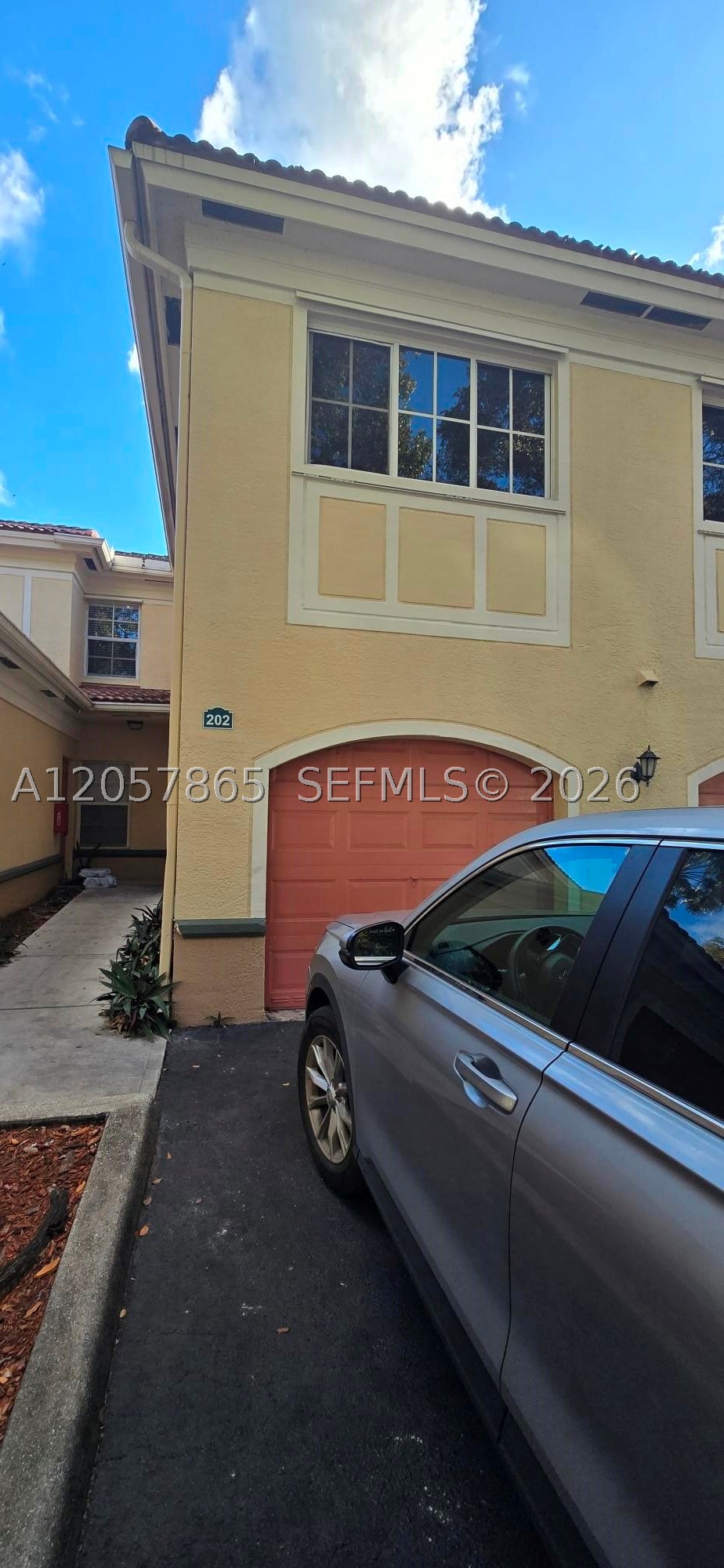 2589 Centergate Dr #202, Miramar FL 33025