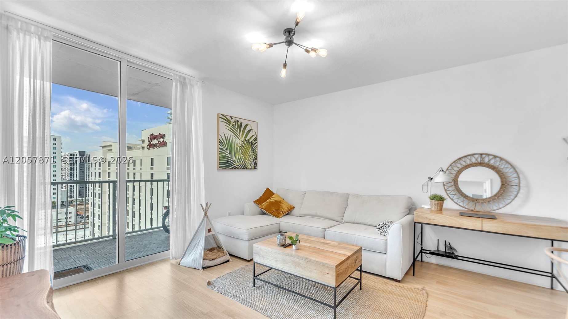 1250 S Miami Ave #1307, Miami FL 33130