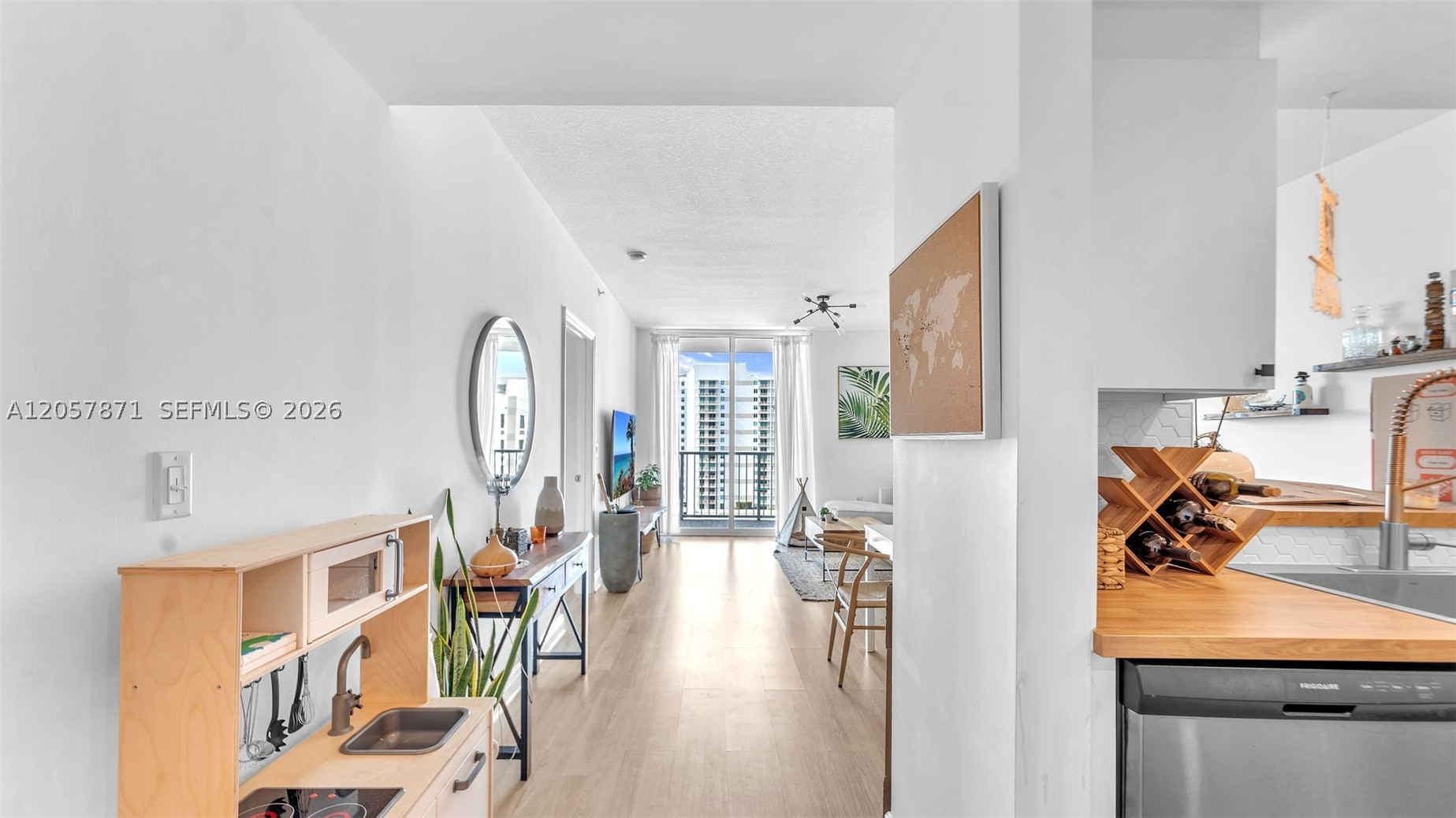 1250 S Miami Ave #1307, Miami FL 33130