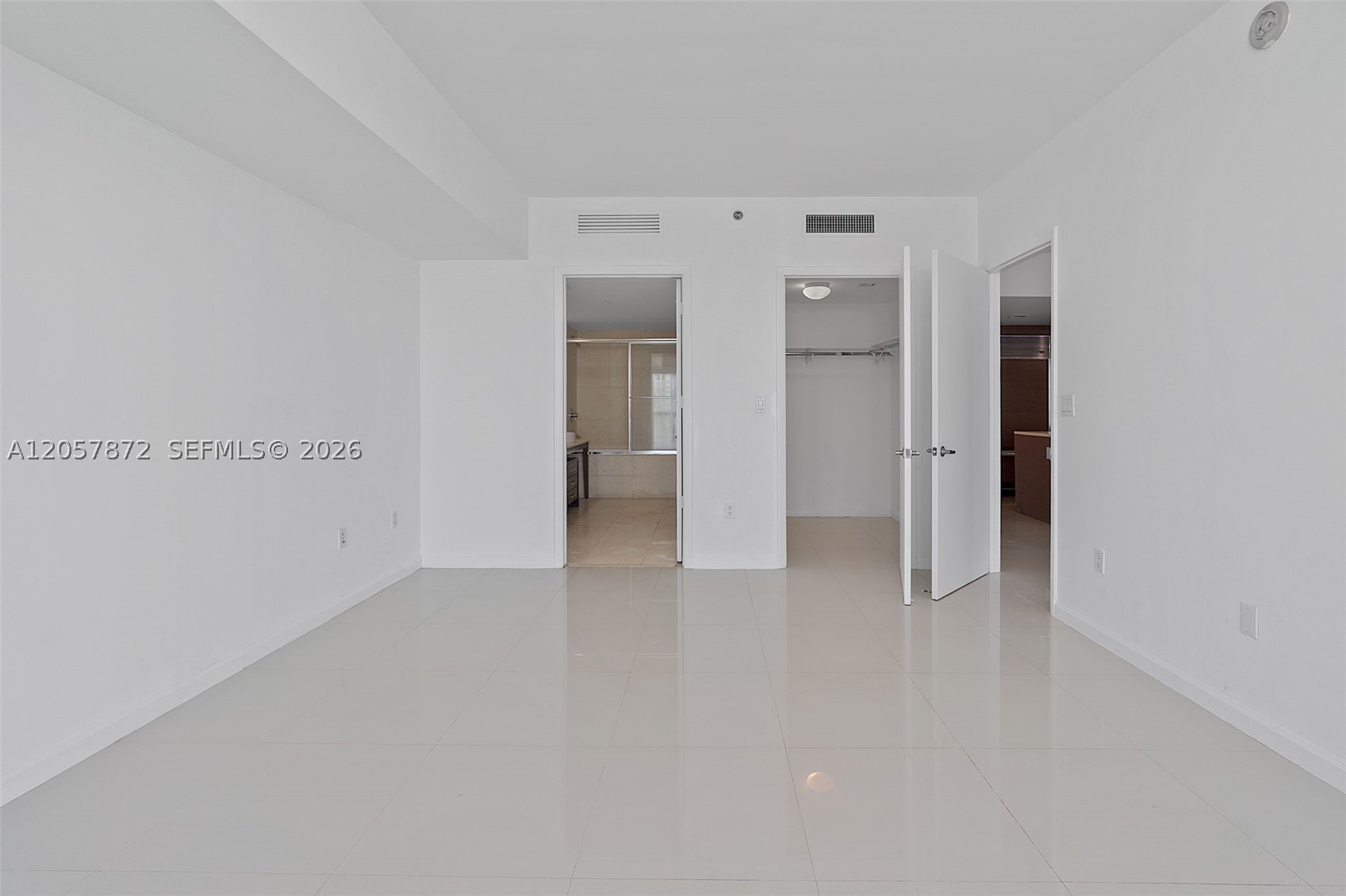495 Brickell Ave #5007, Miami FL 33131