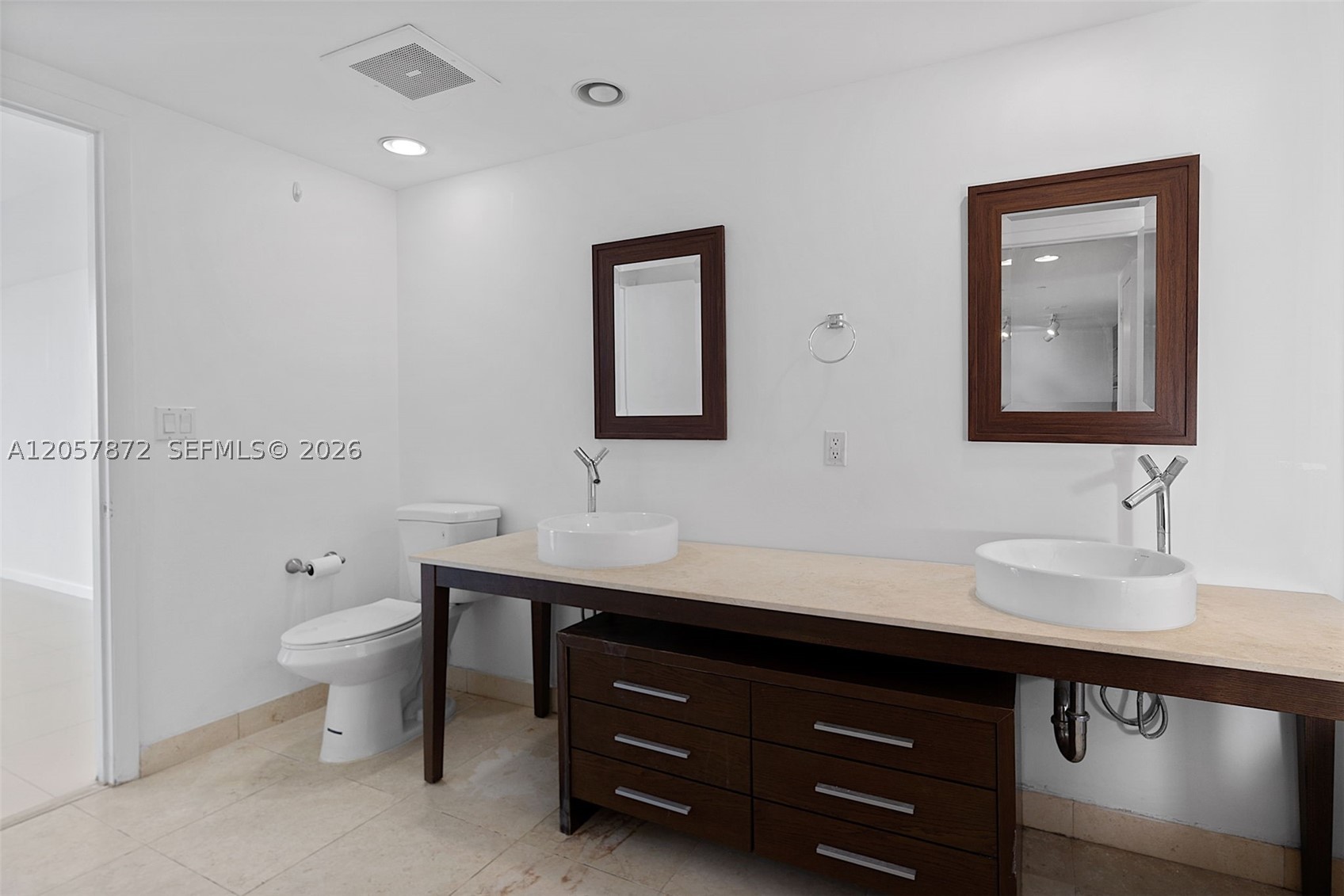 495 Brickell Ave #5007, Miami FL 33131