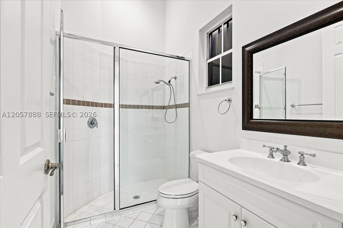 996 Sanibel Dr, Hollywood FL 33019