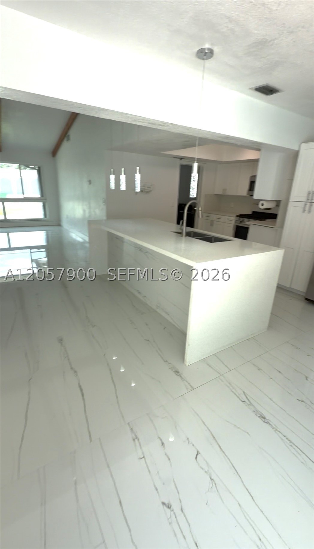 11371 NW 32nd Mnr, Sunrise FL 33323