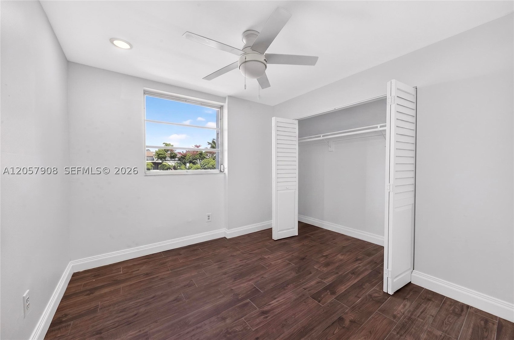 3642 NE 171st St #305, North Miami Beach FL 33160