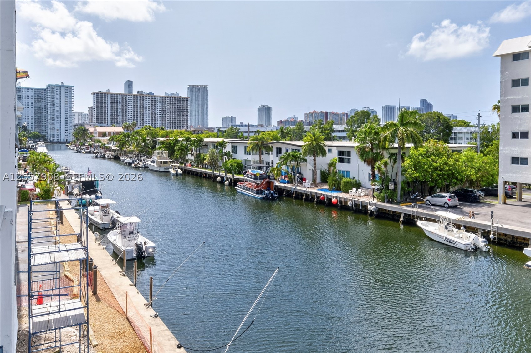 3642 NE 171st St #305, North Miami Beach FL 33160