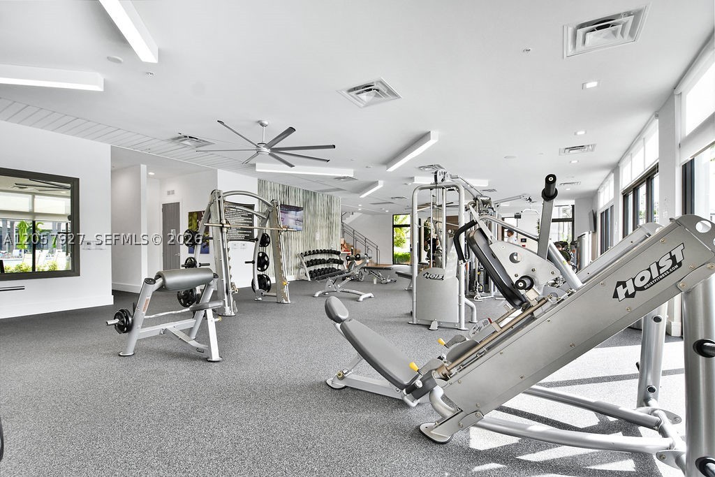 8316 NW 43rd St, Doral FL 33166