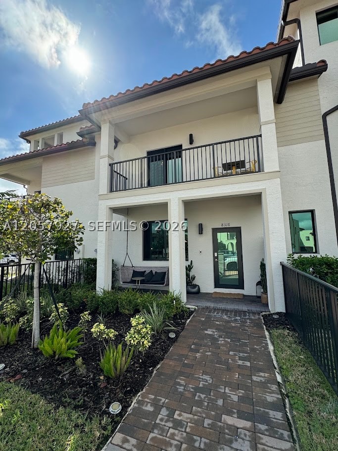 8316 NW 43rd St, Doral FL 33166