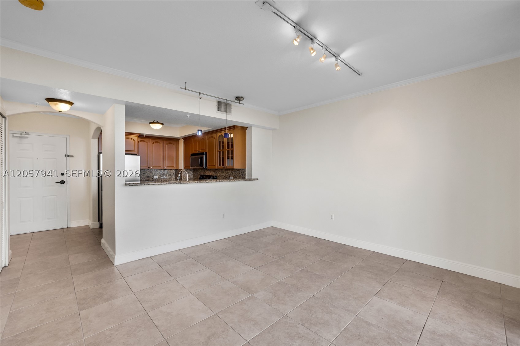 2301 SW 27th Ave #1102, Miami FL 33145
